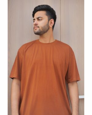 Brown oversized plain T-shirt, Unisex brown oversized T-shirt, Brown oversized T-shirt for men and women, Casual brown oversized tee, Brown oversized T-shirt streetwear, Relaxed fit brown T-shirt, 100% cotton brown oversized T-shirt, Brown plain oversized T-shirt for all-day comfort, Trendy brown oversized tee, Breathable oversized brown T-shirt, Minimalist brown oversized T-shirt, Brown oversized T-shirt for casual wear, Soft brown oversized T-shirt, Versatile brown oversized T-shirt, Comfortable brown oversized T-shirt for men and women,